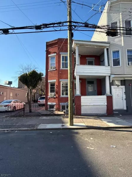 108 Martin St, Paterson City, NJ 07501