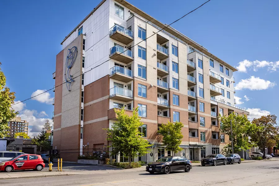 131 HOLLAND AVE #405, Tunneys Pasture And Ottawa West, ON K1Y 3A2