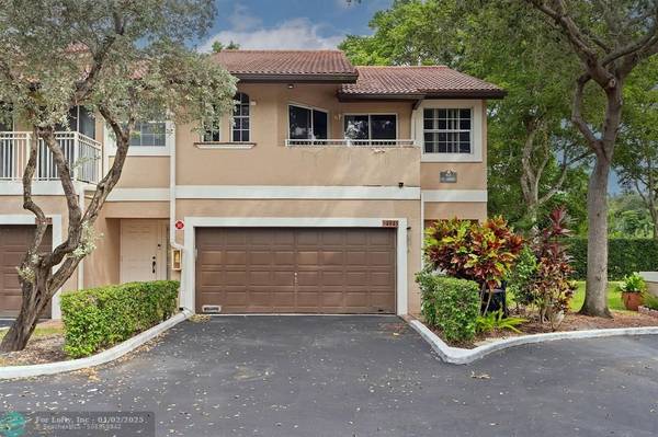 4945 Riverside Dr, Coral Springs, FL 33067