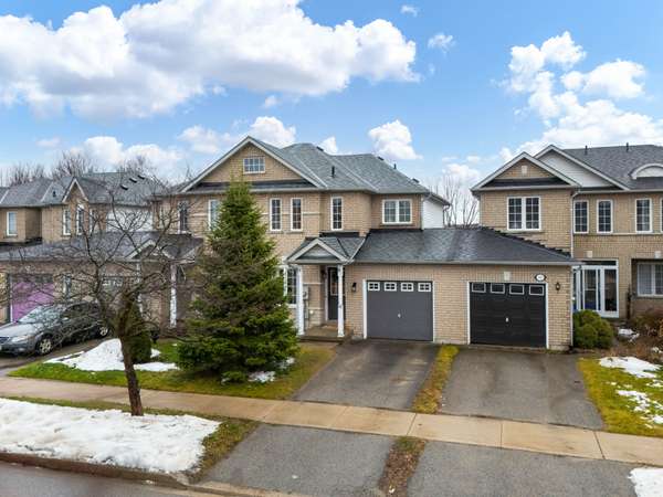 143 Sproule DR, Barrie, ON L4N 0R4