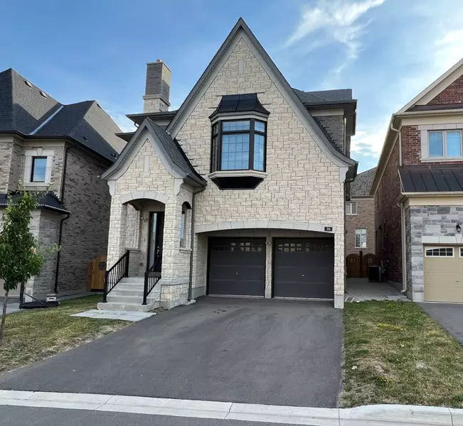 26 Hurst AVE, Vaughan, ON L6A 4Y5