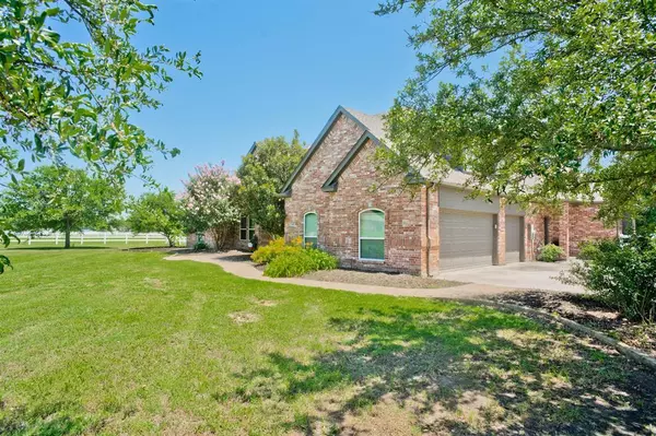 Haslet, TX 76052,1901 Greenway Crossing Drive