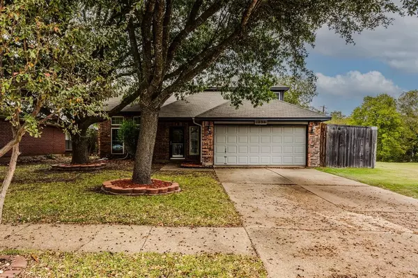 1236 Harvell Drive, Cedar Hill, TX 75104