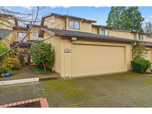 Eugene, OR 97401,585 WIMBLEDON CT