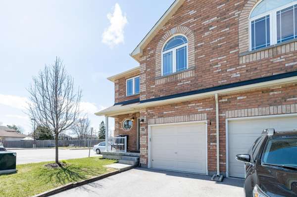 25 Southwoods CRES #57, Barrie, ON L4N 9P8