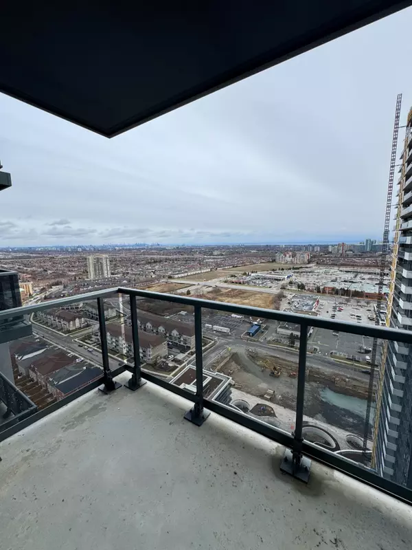 Mississauga, ON L4Z 0C6,8 Nahani WAY #2919