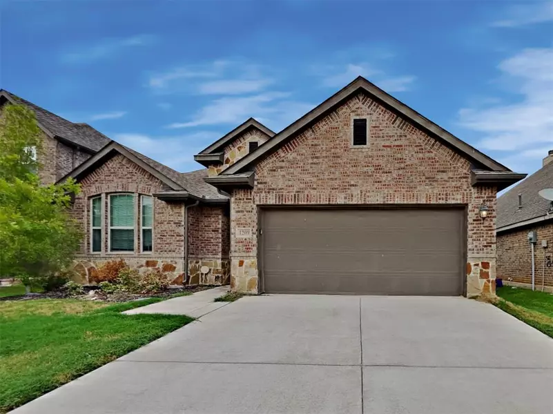 1236 Trumpet Drive, Fort Worth, TX 76131