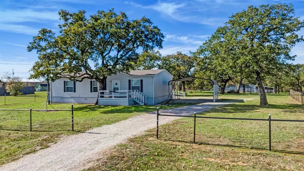 211 Dorothy Lane, Springtown, TX 76082