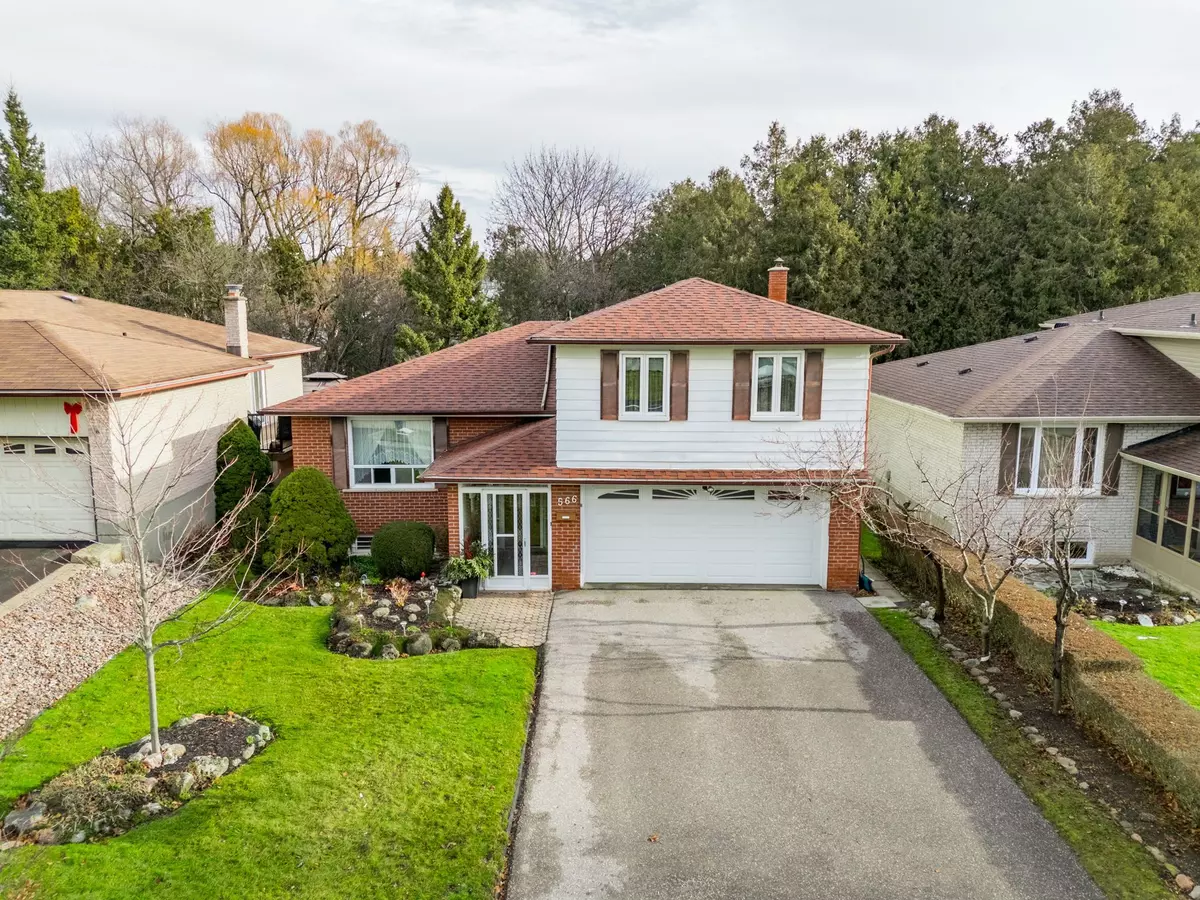 Durham, ON L1J 6B4,566 Antigua CRES