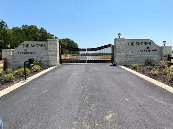 Honey Grove, TX 75446,651 Shores Drive