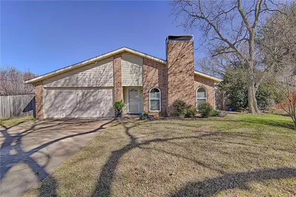 3000 Pilgrim Place, Bedford, TX 76021