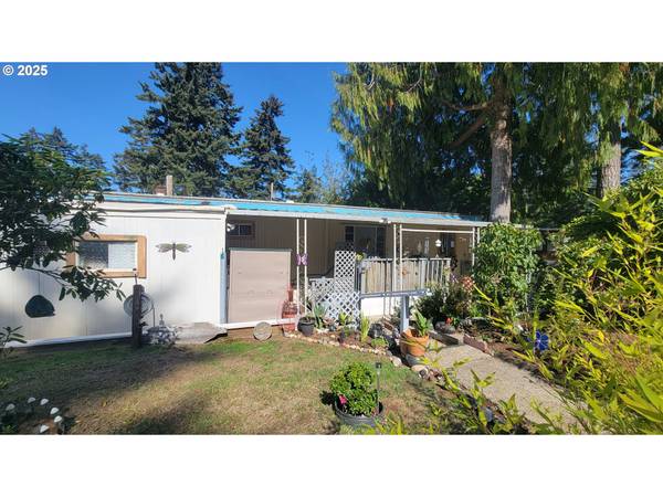 67624 SPINREEL RD #16, North Bend, OR 97459