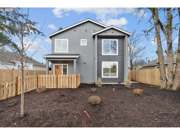 8475 SE 64th AVE, Portland, OR 97206