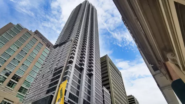 395 Bloor ST #1410, Toronto C08, ON M4W 0B4