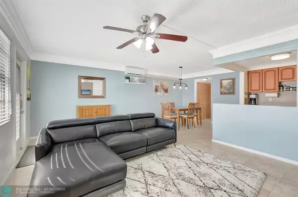 Deerfield Beach, FL 33442,24 Newport B  #24