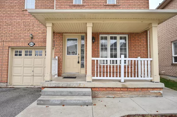 Brampton, ON L6R 2V8,88 Saintsbury CRES