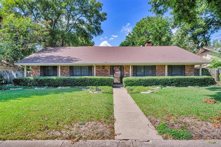 5125 Ashbrook Road, Dallas, TX 75227