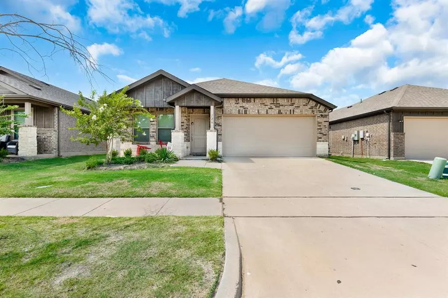 119 Destiny Court, Terrell, TX 75160