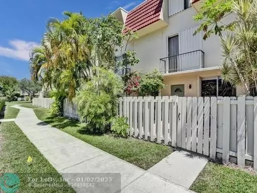 1701 NE 115th St  #5A, Miami, FL 33181