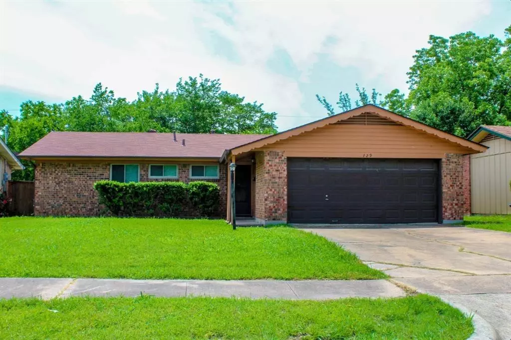 Grand Prairie, TX 75052,729 Blueberry Lane