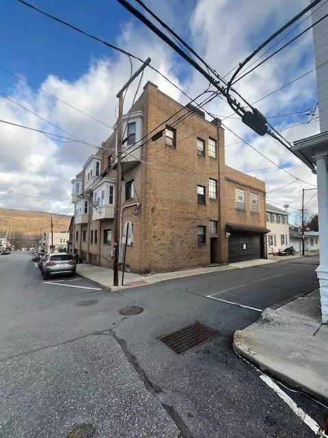 Lansford Borough, PA 18232,201 East Kline Avenue #3