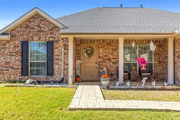 3203 BLOOMFIELD Trail, Mansfield, TX 76063