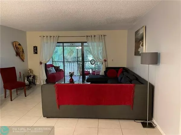 Boca Raton, FL 33428,9278 Vista Del Lago  #F