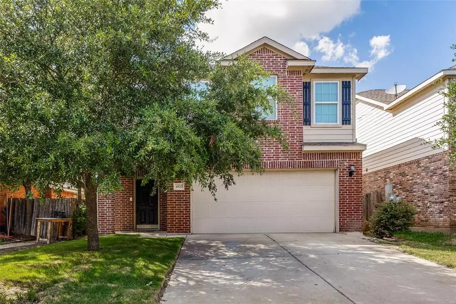 4820 Cedar Springs Drive, Fort Worth, TX 76179