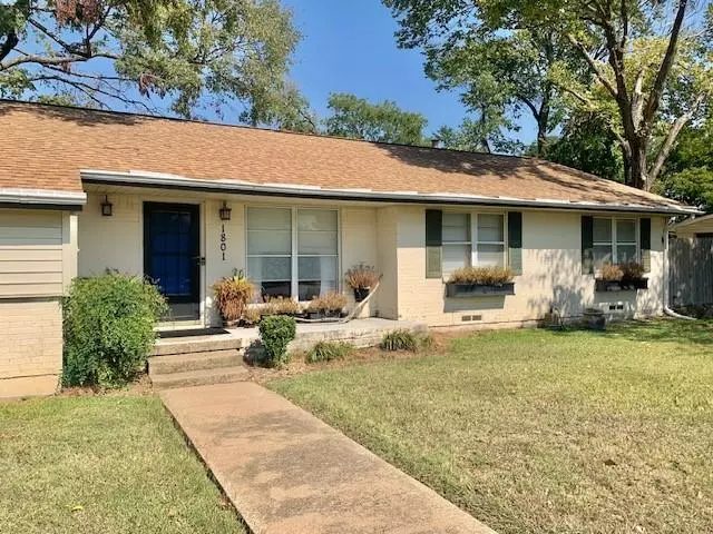 1801 Spring Avenue, Carrollton, TX 75006