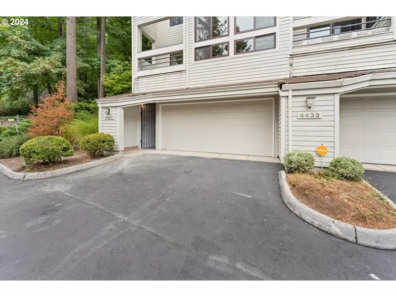 4437 THUNDER VISTA LN, Lake Oswego, OR 97035