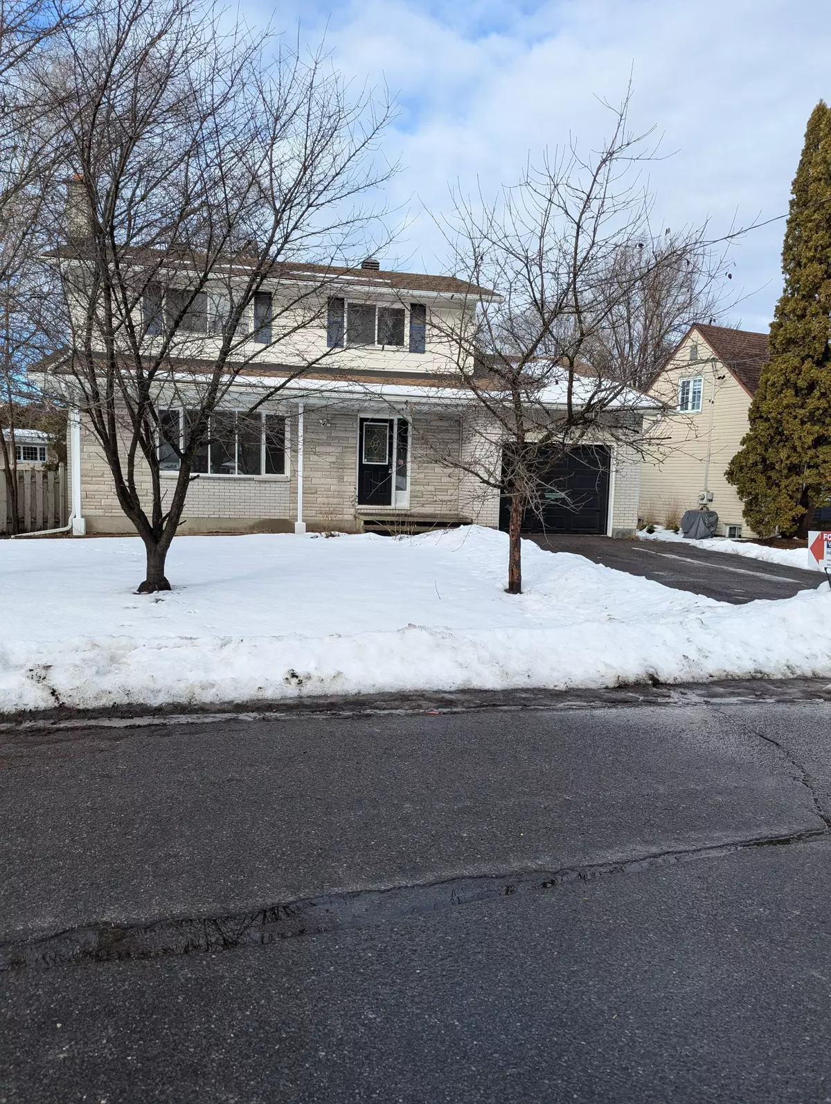 Ottawa, ON K2B 6H7,2991 PENNY DR W