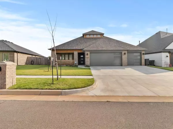 10405 NW 33rd Street, Yukon, OK 73099