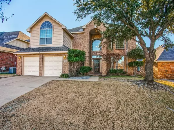 8100 Mount Shasta Circle, Fort Worth, TX 76137