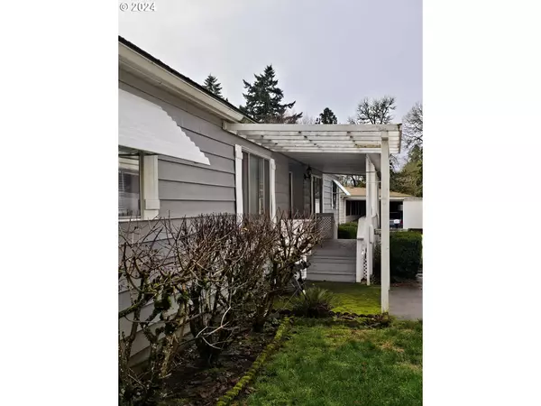 Milwaukie, OR 97267,3500 SE CONCORD RD #70