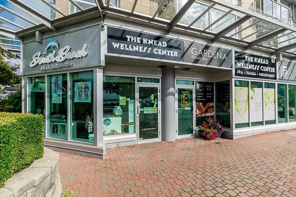 White Rock, BC V4B 1E5,C2 15777 MARINE DRIVE