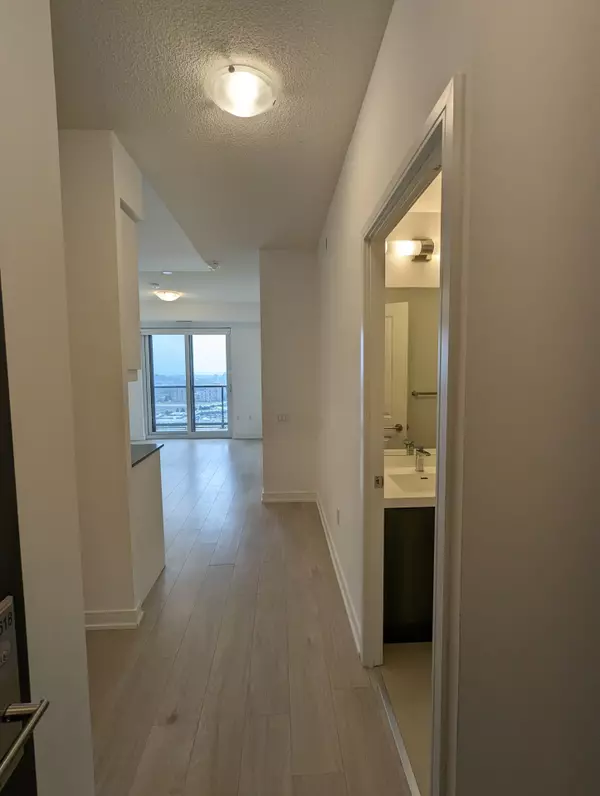 Mississauga, ON L4Z 0C6,8 Nahani WAY #2618