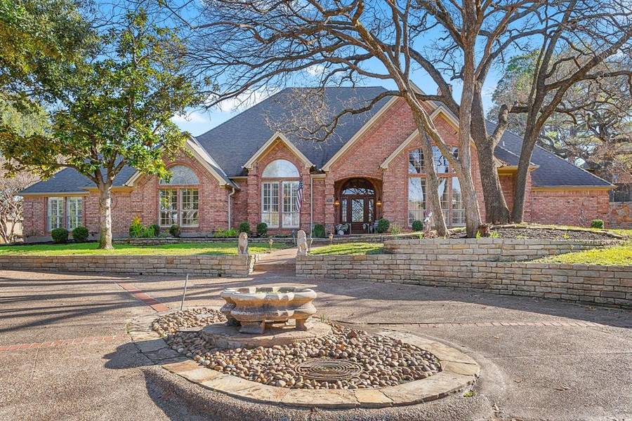 905 Briar Ridge Drive, Colleyville, TX 76034