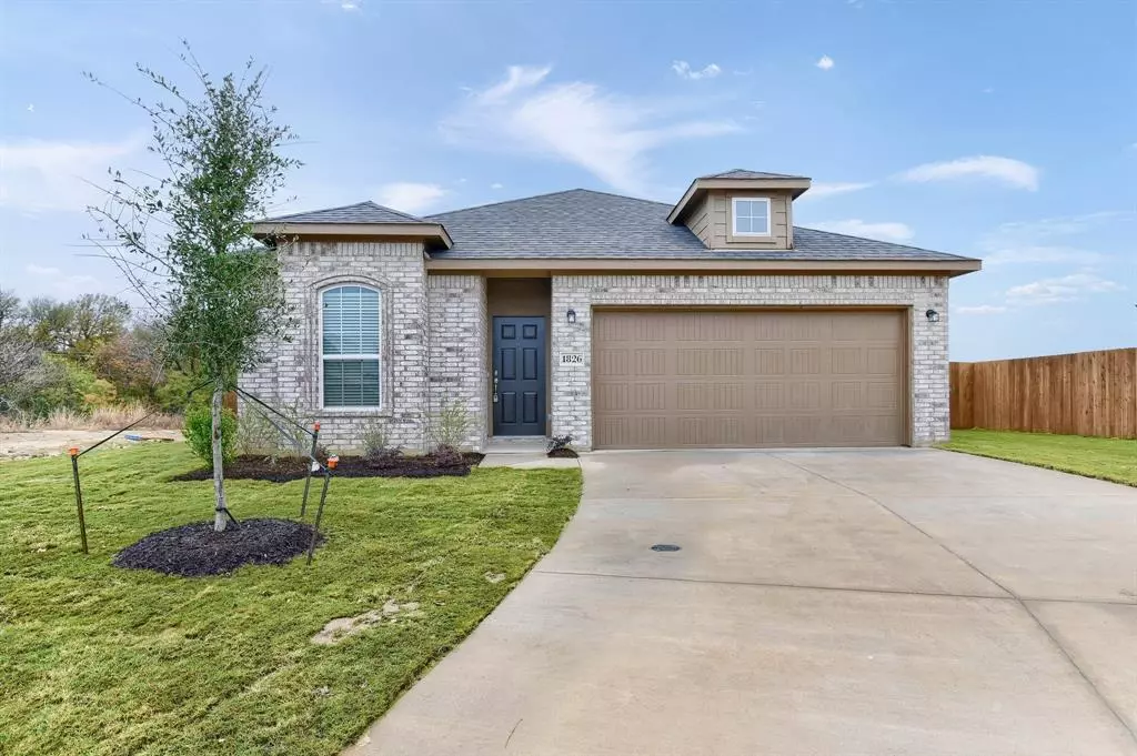 Sherman, TX 75092,1826 Boxwood Drive