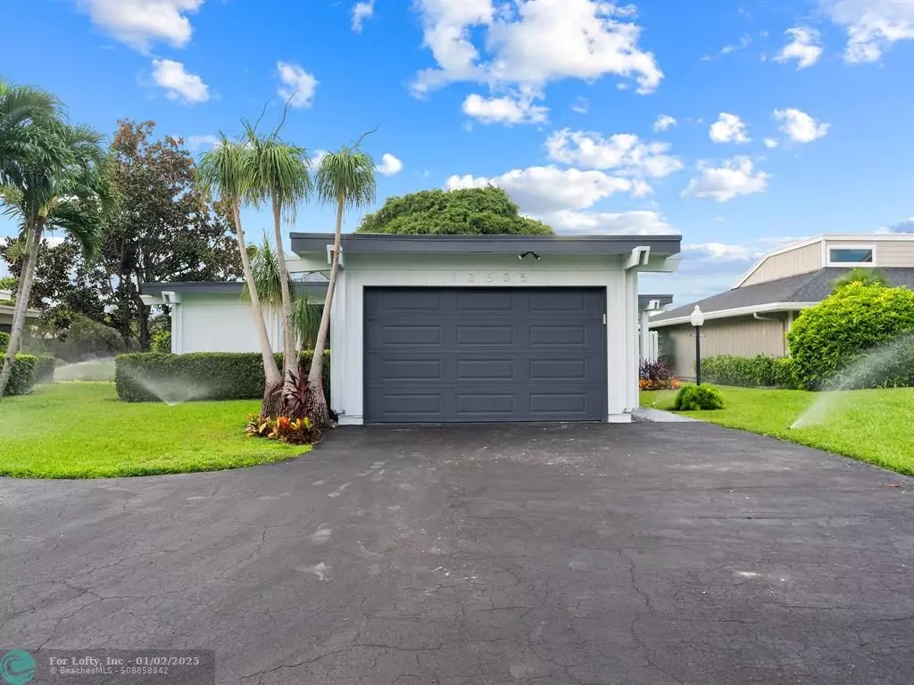 Palm Beach Gardens, FL 33418,13505 Whispering Lakes Ln