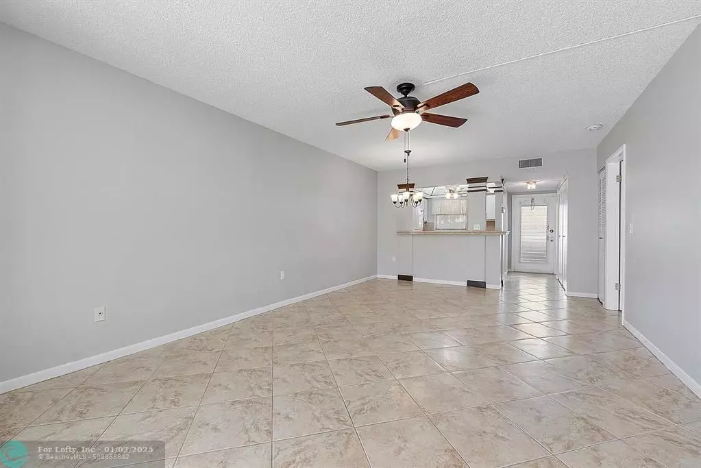 Margate, FL 33063,6670 Royal Palm Blvd  #105K