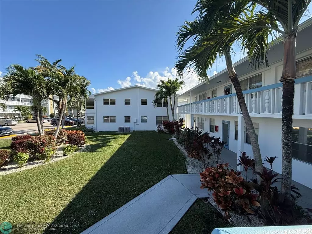 Deerfield Beach, FL 33442,138 Newport I  #138