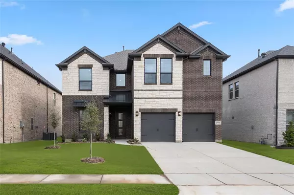 6958 Westlake Drive, Grand Prairie, TX 75054