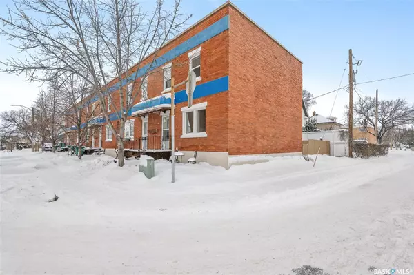 84 Caribou STREET E, Moose Jaw, SK S6H 0R3