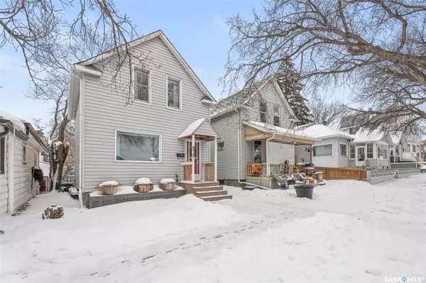 Moose Jaw, SK S6H 3Y3,878 5th AVENUE NW