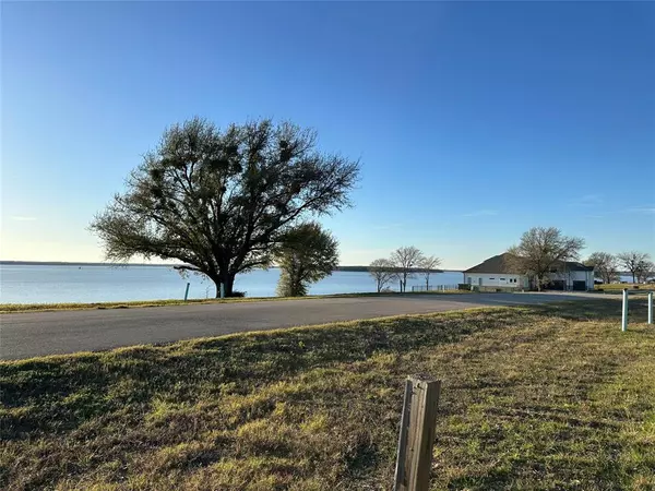 Mabank, TX 75143,1563 Shoreline Drive