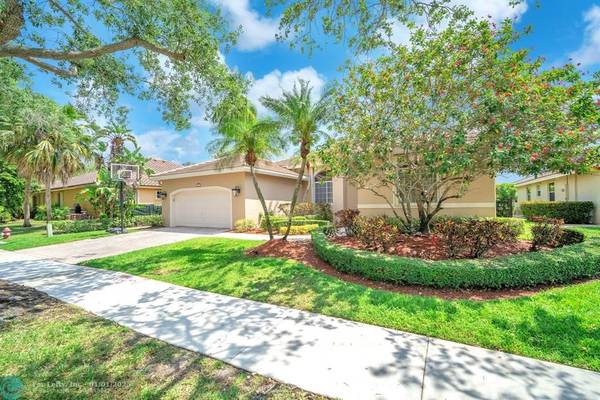 Weston, FL 33332,2984 Oakbrook Drive