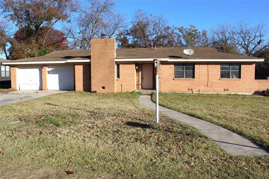 1457 W Lingleville Road, Stephenville, TX 76401