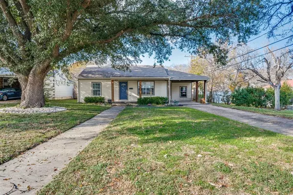 2804 Westridge Avenue, Fort Worth, TX 76116