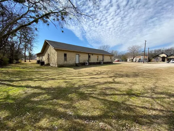 Terrell, TX 75160,1213 S Medora Street