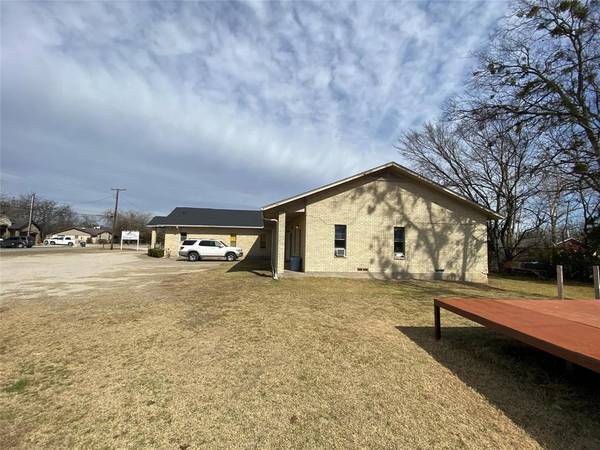 Terrell, TX 75160,1213 S Medora Street